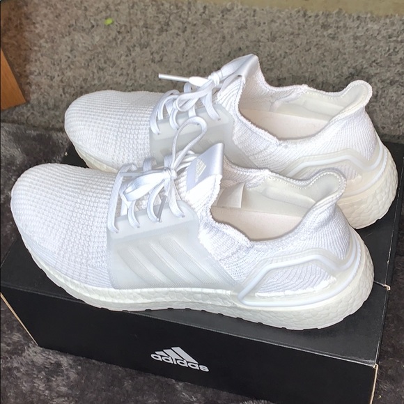 womens ultraboost 19 triple white